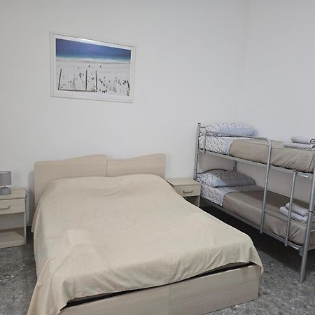 Bed and Breakfast Da Massimo 1 Marina di Schiavonea Exterior foto
